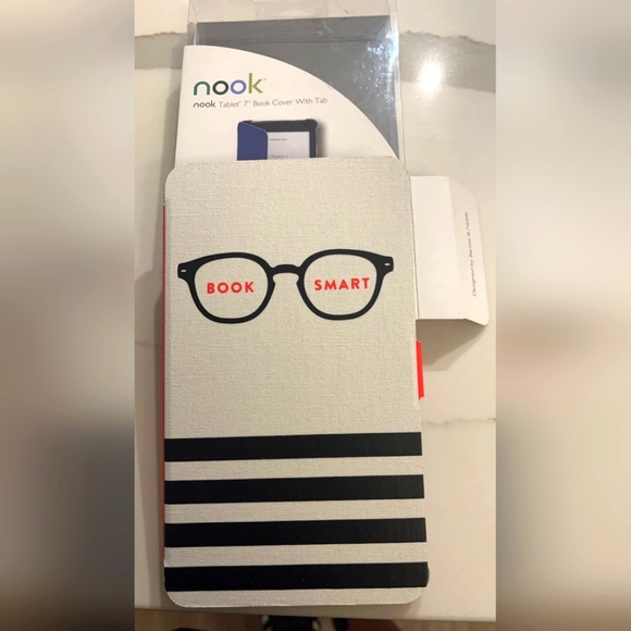 NOOK Tablet Cover “Book Smart” Tablet 7” Book Cover w/Tab Barnes & Noble New! - Picture 2 of 2